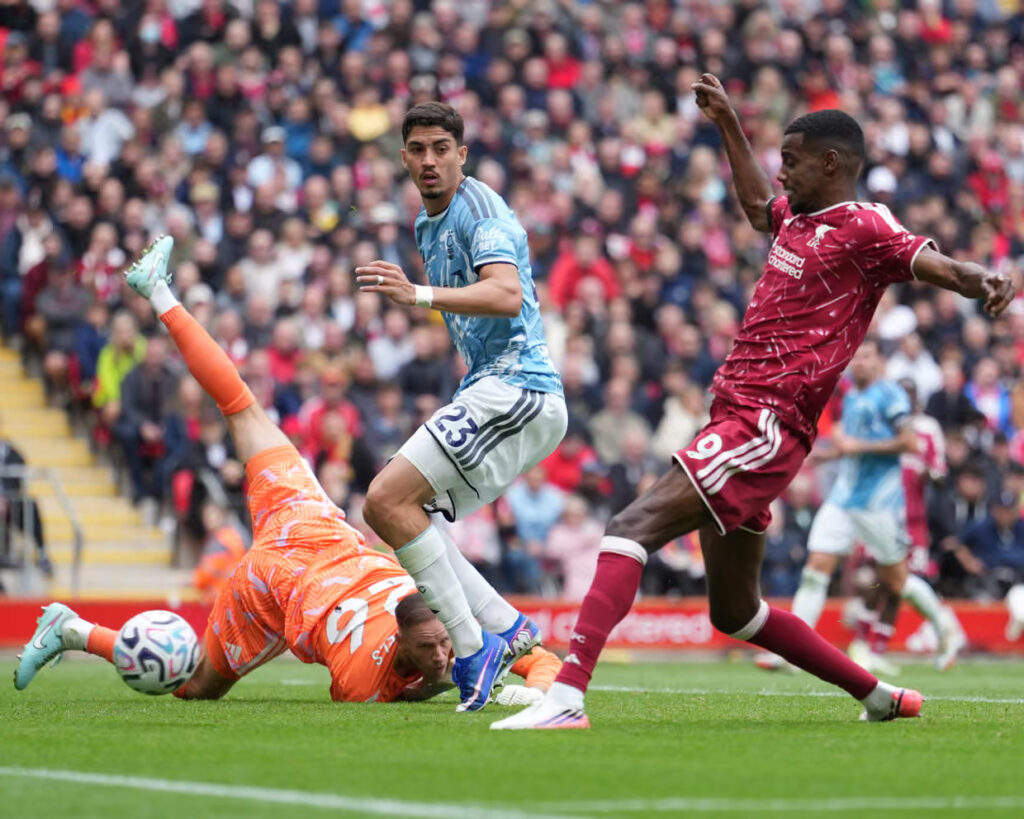 Anfield Shock! Nottingham Forest Stun Liverpool as Ndoye Strikes in a Fierce Premier League Battle 3923